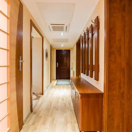 Park Kasprowicza Spacious Apartmán Poznaň